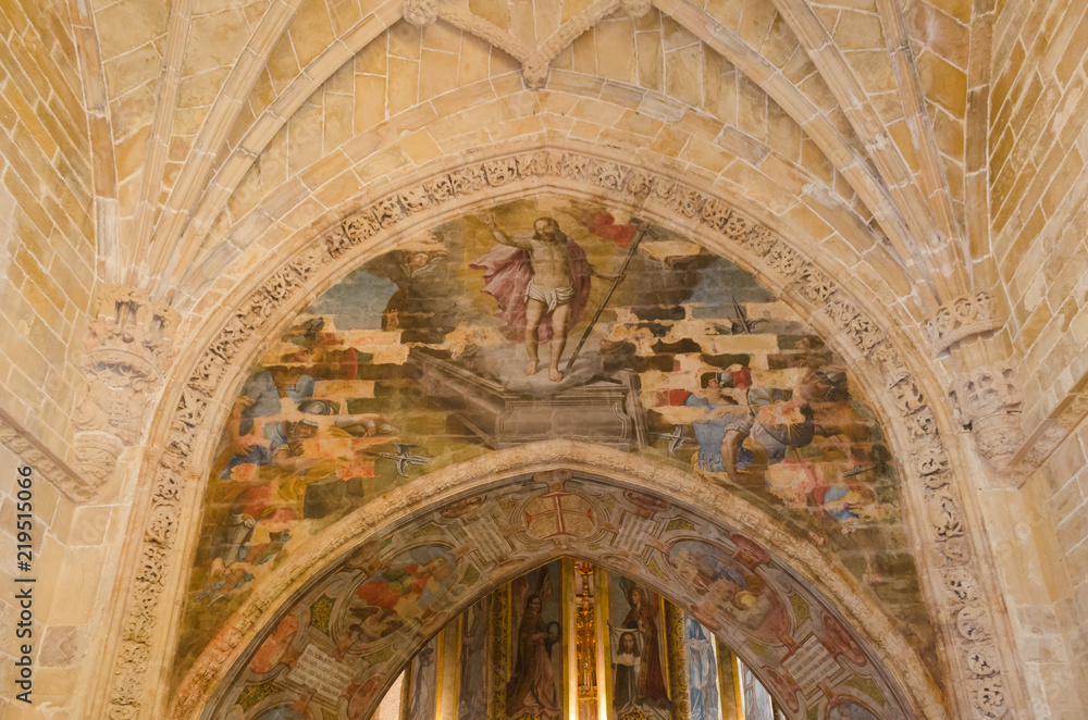 Pinturas en el interior del oratorio del Convento de Cristo de Tomar, Portugal.