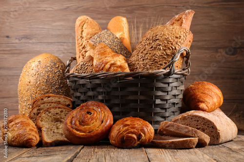 Fototapeta Naklejka Na Ścianę i Meble -  selection of bread
