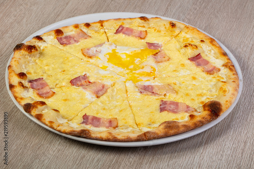 Pizza carbonara with bacon