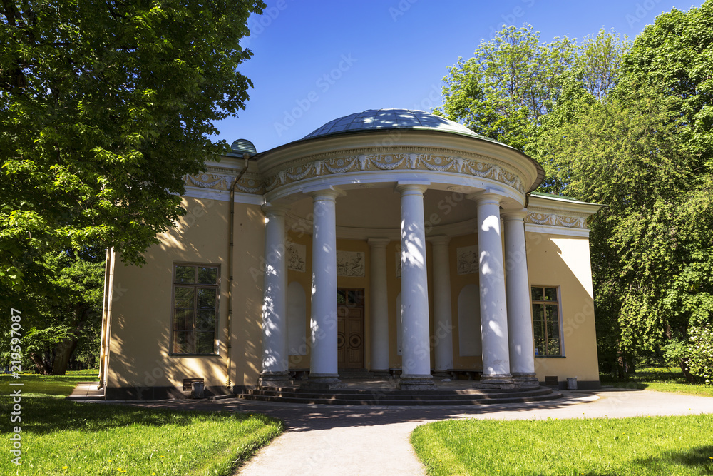 Naklejka premium The pavilion Concert hall in Tsarskoye Selo, Pushkin, St. Petersburg. Russia