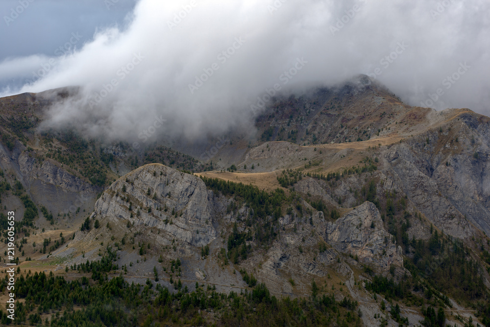 Mauvais temps dans les montagnes du Mercantour