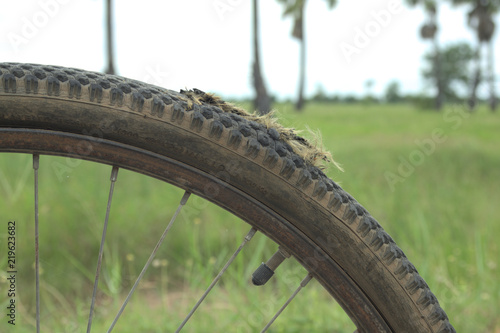 Bicycle tire wall damage due to explosion
