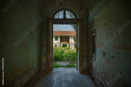 Herrenhaus mit Hazienda Italien © UrbanExplorer
