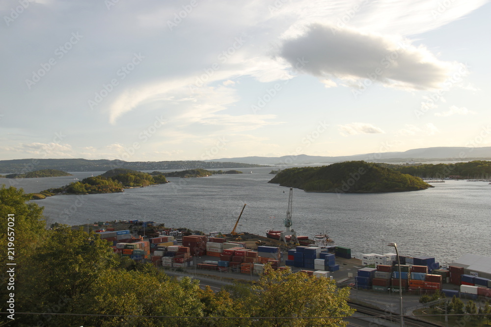 Zone industrielle portuaire à Oslo, Norvège	
