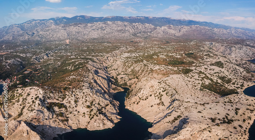 DCIM\100MEDIA\DJI_0063.JPGZavratnica is a 900 m long narrow inlet located at the foot of the mighty Velebit Mountains, in the northern part of the Adriatic Sea.