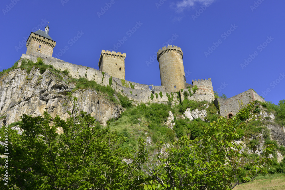 Château de Foix (09000) et ses remparts arrière, département de l'Ariège en région Occitanie, France