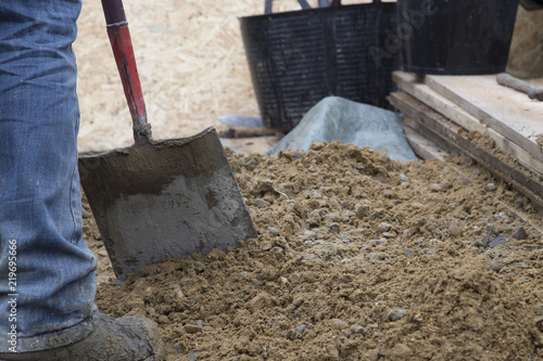 Wallpaper Mural Shovelling pushed in to ballast Torontodigital.ca