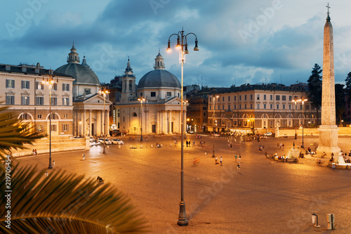 Canvas Print Night view to Piazza del Popolo in Rome, Italy
