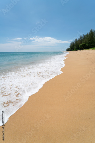 Fototapeta Naklejka Na Ścianę i Meble -  Text Space blue sky sea shore beach