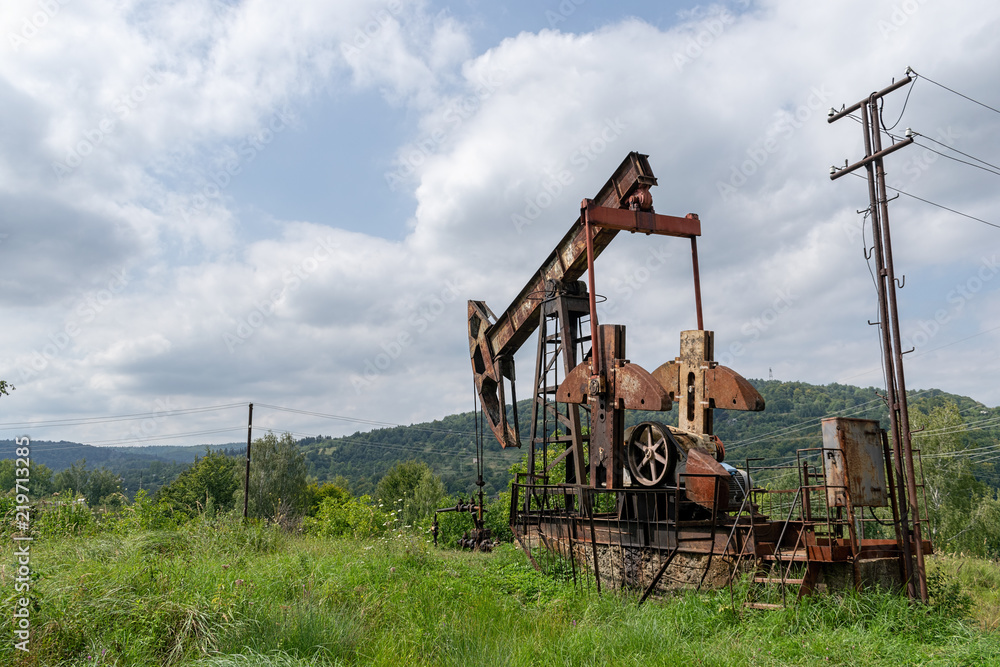 Oil rig at work Oil rig at work