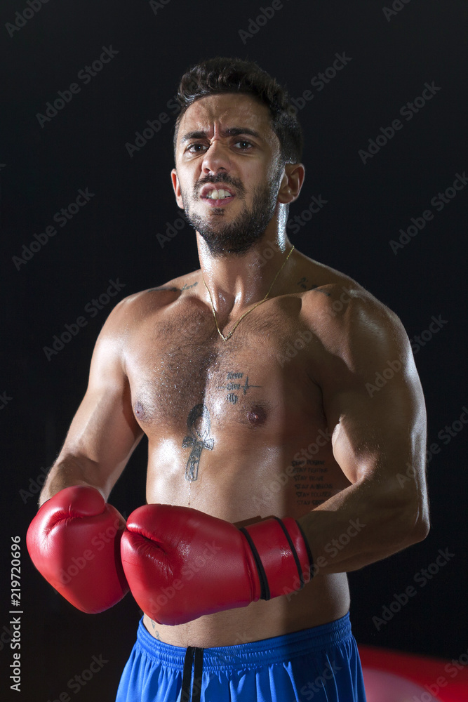 The man who makes boxing workout
The man who makes boxing workout