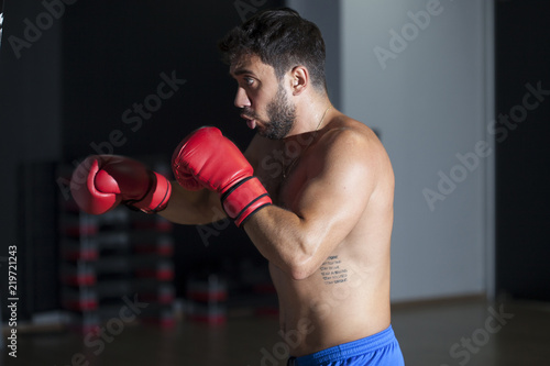 The man who makes boxing workout 