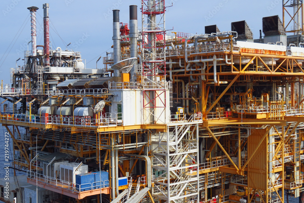 Offshore construction platform for production oil and gas, Oil and gas industry and hard work,Production platform and operation process by manual and auto function, oil and rig industry and operation. Offshore construction platform for production oil and gas, Oil and gas industry and hard work,Production platform and operation process by manual and auto function, oil and rig industry and operation.