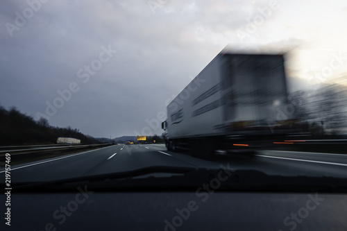 LKW auf Autobahn A2, Deutschland