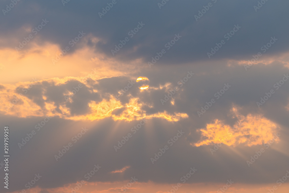 Obraz premium Sky with clouds and sun