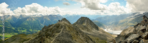 Panoramic view on Eggishorn and Bettmerhorn peaks © Michal