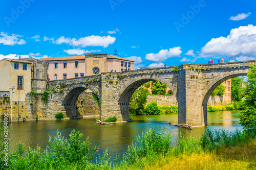 Valokuva Pont Vieux over river Aude in Carcassonne, France