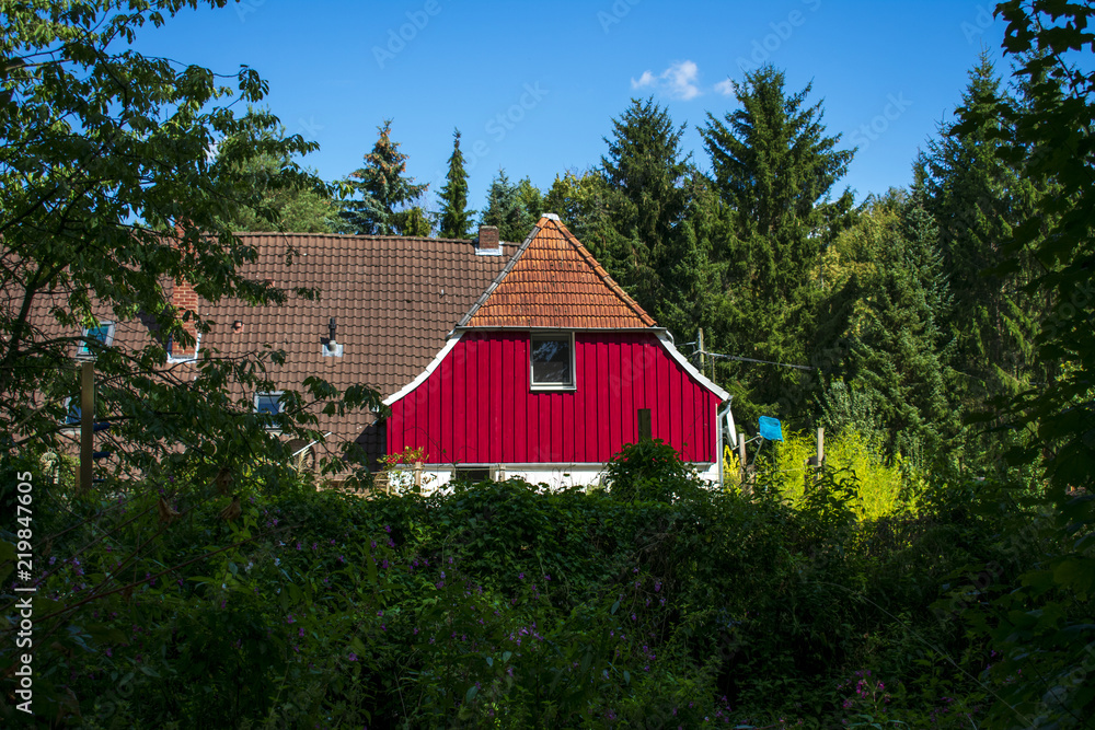 Ländliches Anwesen vom Wald umgeben Ländliches Anwesen vom Wald umgeben