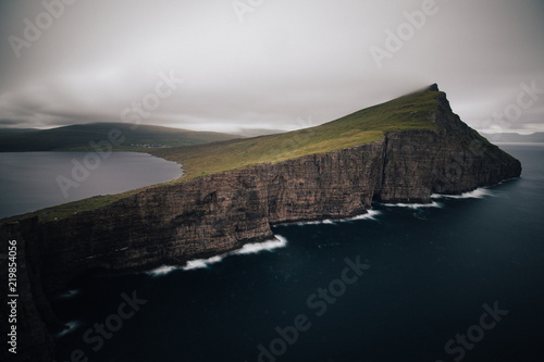 leitisvatn cliffs Sørvágsvatn Faroe Isalnds 