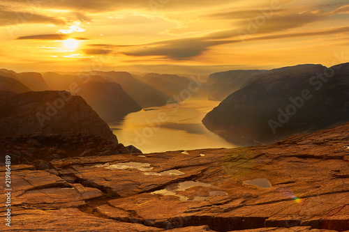 Sonnenaufgang vom Preikestolen