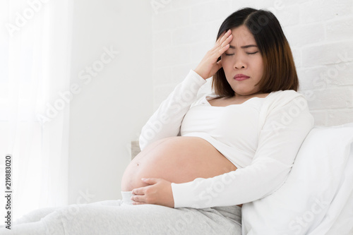 Pregnant women with the discomforts and feeling stressed during pregnancy