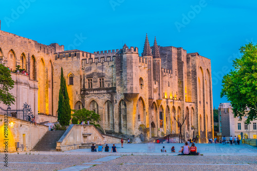 Foto Sunset view of Palais de Papes in Avignon, France