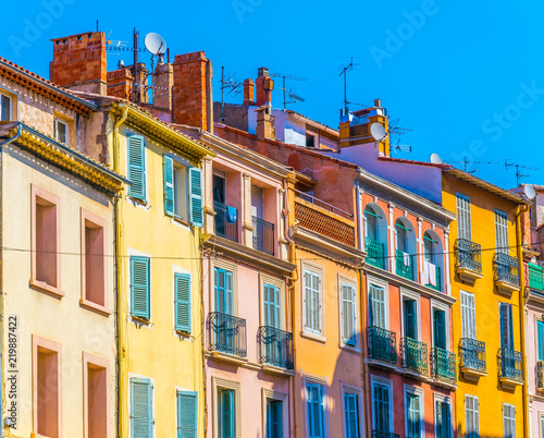 Fototapeta Naklejka Na Ścianę i Meble -  View of a narrow street in the center of Frejus, France