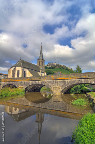 La ville de saint flour en Auvergne dans le département du Cantal