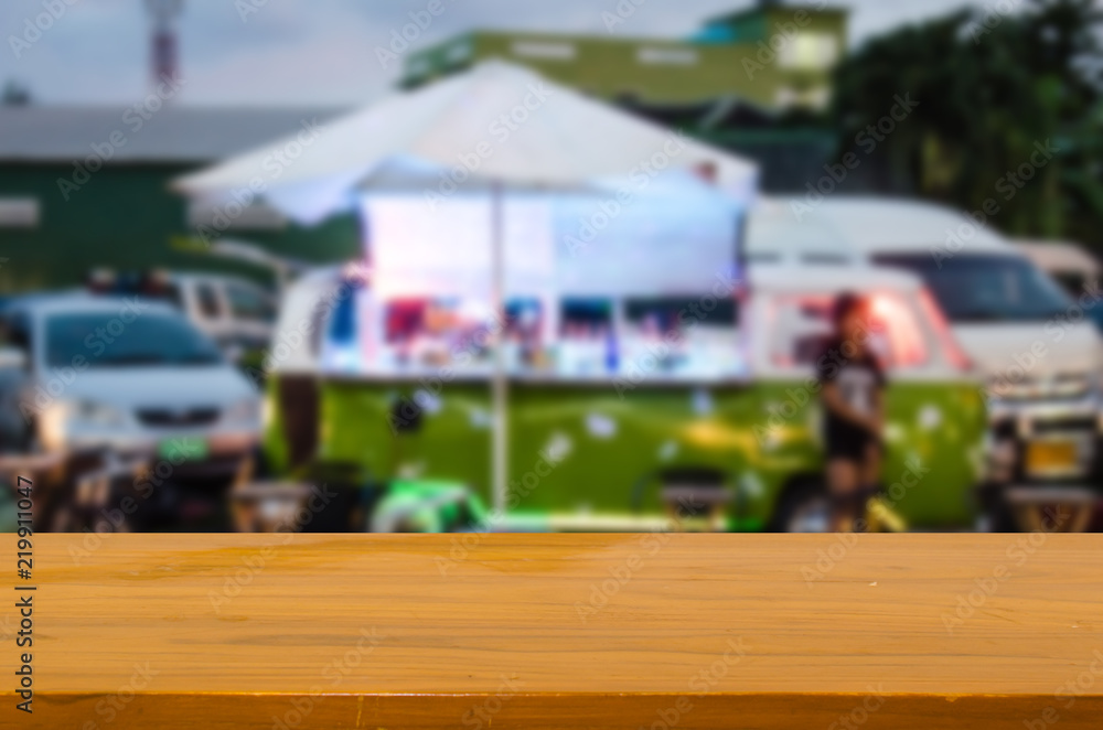 wood table top ans Blur food truck