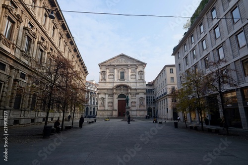 Piazza e Chiesa San Fedele a Milano