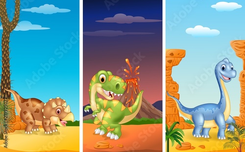 Set of three dinosaurs © tigatelu