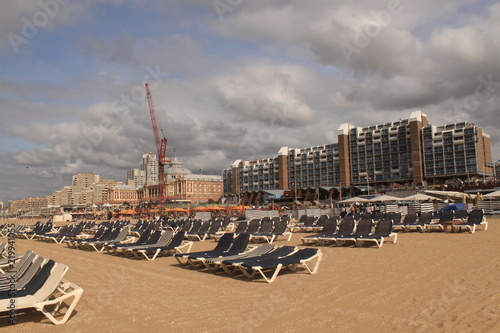 Strandszene in Scheveningen photo