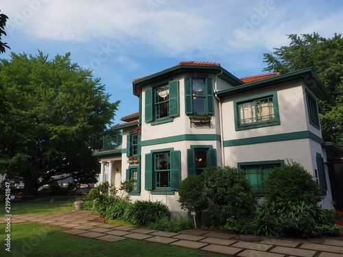 Wallpaper Mural Scenery of "Yamate Italian Garden" in Yamate district of Yokohama. Torontodigital.ca