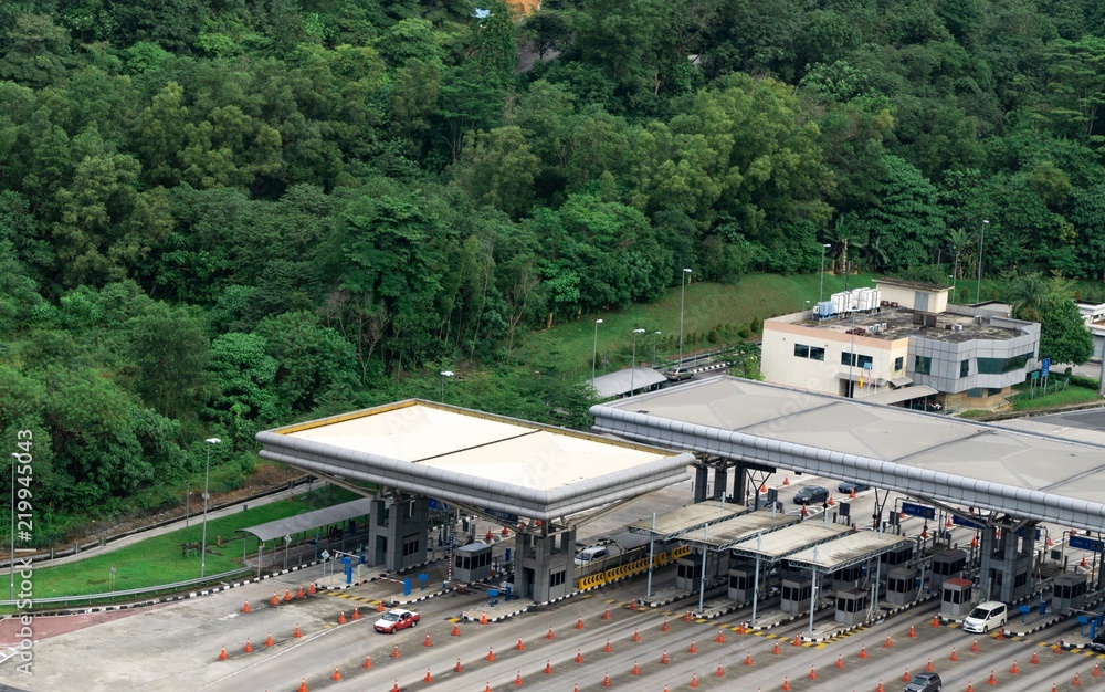 Fototapeta premium Selangor, Malaysia. Jan 27, 2017. They say life is a highway and we all travel our own roads, some good, some bad, yet each is a blessing of its own. One of Malaysia intown highway. ​