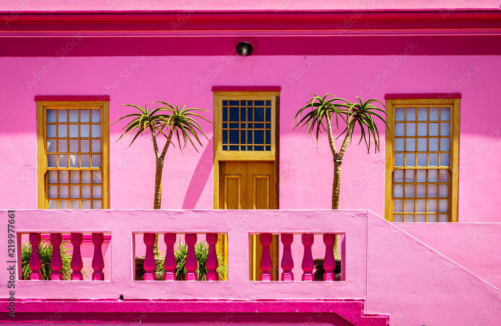 Fototapeta premium Jasna fasada domu