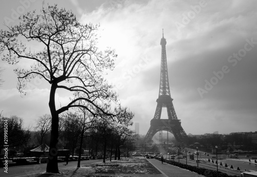 Photography near the Eiffel Tower on the autumn day.. Paris