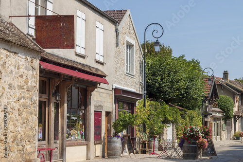 Fototapeta Naklejka Na Ścianę i Meble -  Little street of Barbizon 01
