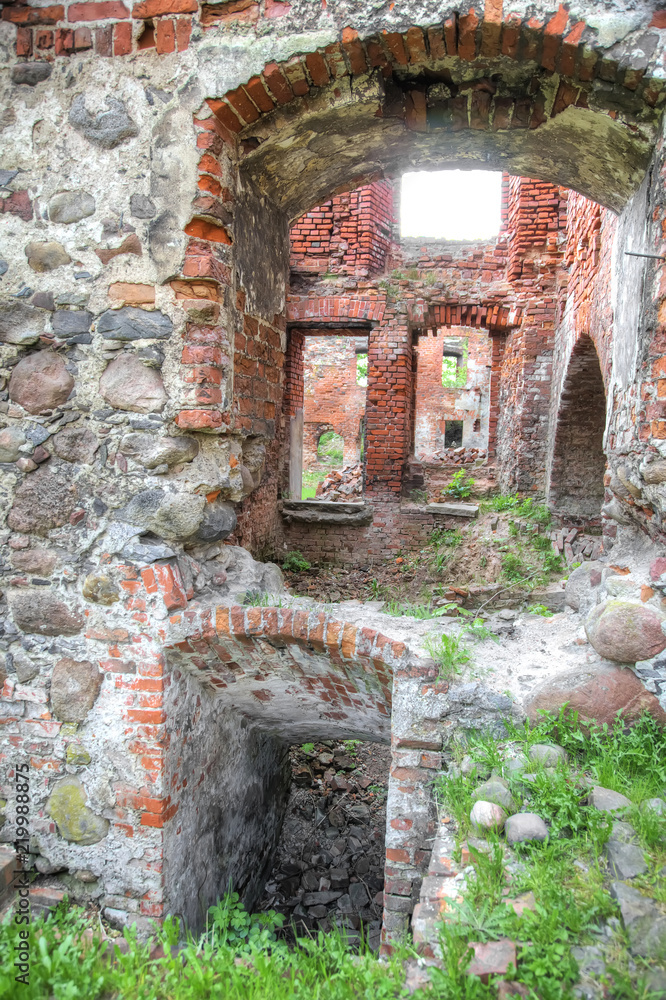Obraz premium Ruins of the Castle of Insterburg, Chernyakhovsk sity