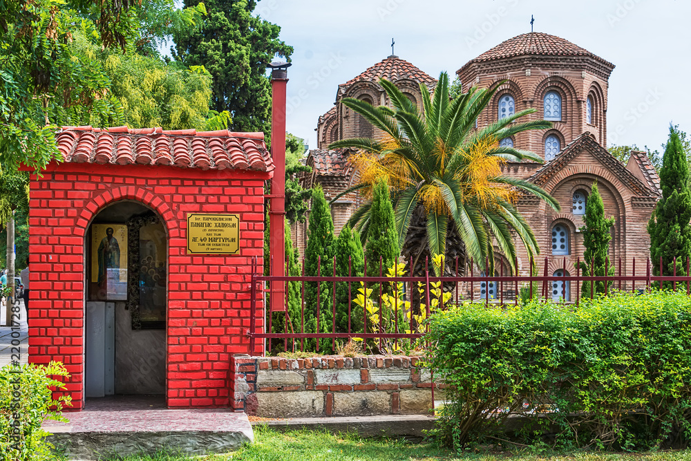 Fototapeta premium Thessaloniki, Greece - August 16, 2018: Panagia Chalkeon church, Thessaloniki, Greece. Panagia Chalkeon Church was founded in 1028. Thessaloniki.