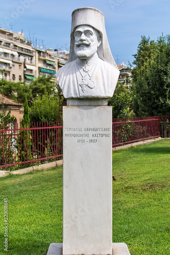 Konstfotografi Thessaloniki, Greece - August 16, 2018: Statue of Germanos Karavangelis (Greek: Γερμανός Καραβαγγέλης)