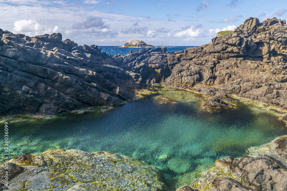 Fototapeta premium Piscina Natural da Trilha dos Abreus em Fernando de Noronha