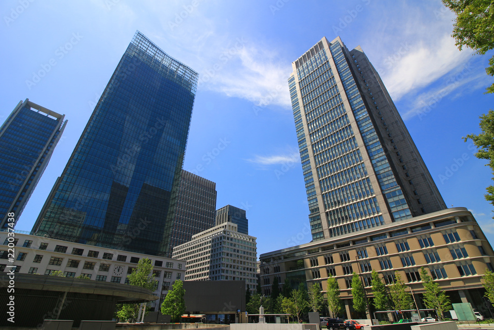Naklejka premium Marunouchi business district in Tokyo
