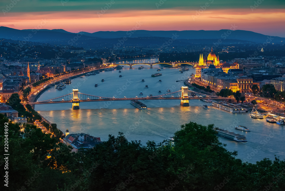 Budapest und die Donau