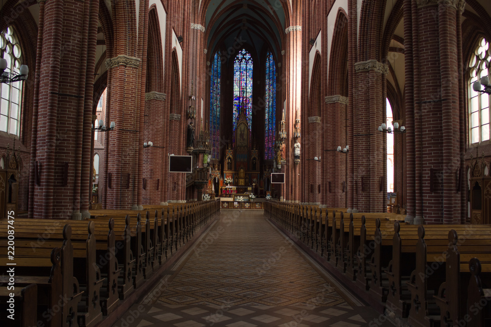 Obraz premium catholic cathedral church symmetry inside interior concept