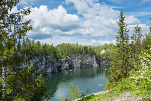 Fototapeta Naklejka Na Ścianę i Meble -  Marble quarry in Ruskeala Park in Republic of Karelia