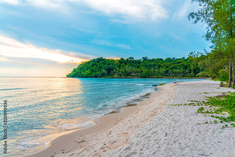 Beautiful Tropical Beach blue ocean background Summer view Sunshine at Sand and Sea Asia Beach Thailand Destinations 