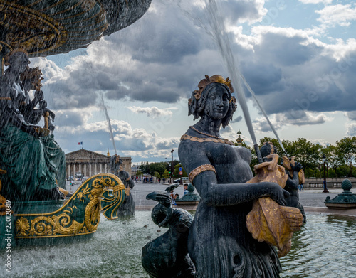 Paris, place de la Concorde, fontaine, Assemblée nationale