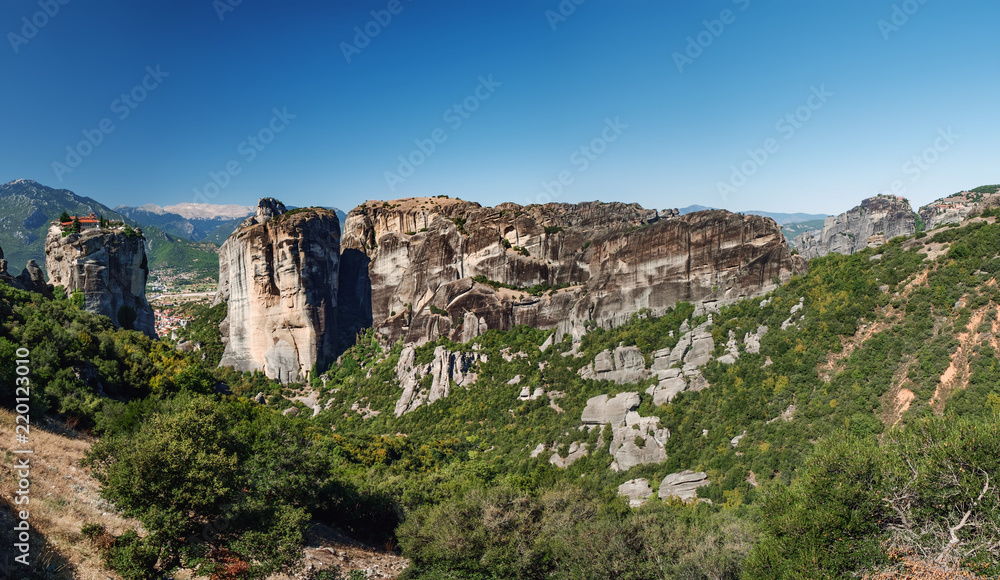 The Meteora is a rock formation in central Greece, in the western region of Thessaly, where the popular tourist attractions Meteora monasteries are located. UNESCO World Heritage List