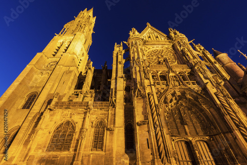 Senlis Notre Dame Cathedral photo