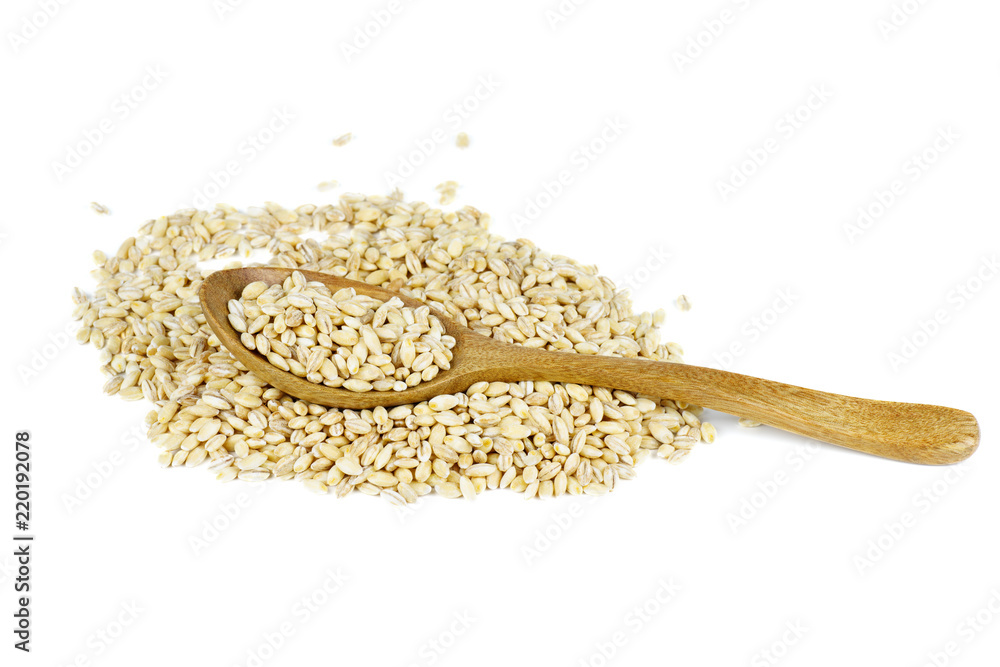 Φωτογραφία Pile of pearl barley and wooden spoon isolated on white